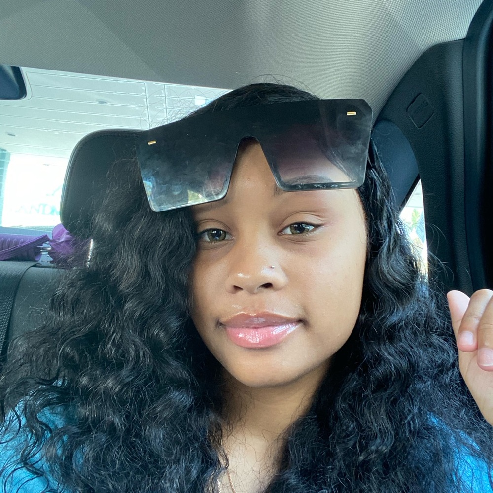 Meet your Posher, VEE